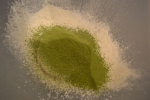 Flour, cornflour and green tea powder